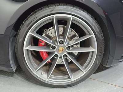 PORSCHE 911 - 8
