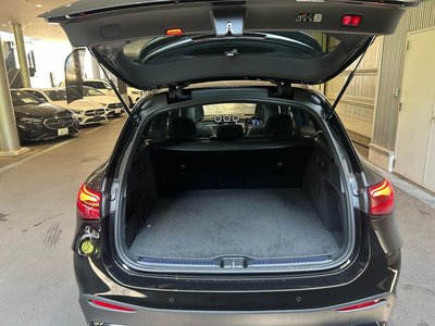 صورة 8 لـ 2025 Mercedes-BENZ GLC AMG