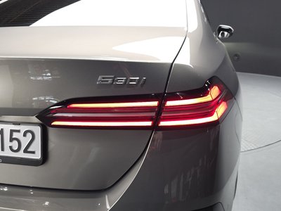 BMW 5 SERIES - 10