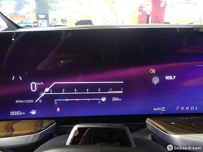 CADILLAC ESCALADE - 7