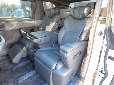صورة مصغرة 20 لـ 2024 Lexus LM