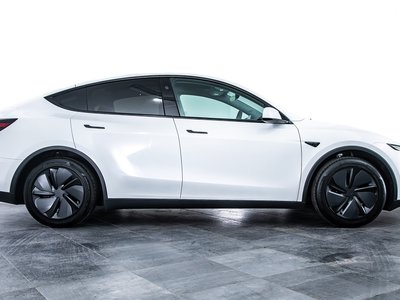 2025 Tesla MODEL Y thumbnail 14