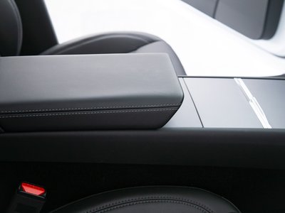 2025 Tesla MODEL Y thumbnail 60