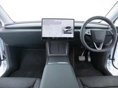 2025 Tesla MODEL Y thumbnail 44
