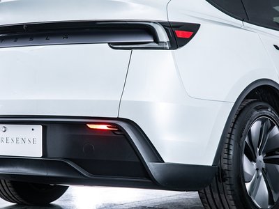 2025 Tesla MODEL Y thumbnail 29