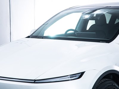 2025 Tesla MODEL Y thumbnail 17