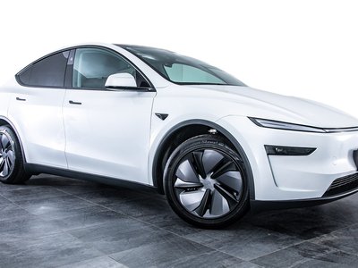 2025 Tesla MODEL Y thumbnail 15
