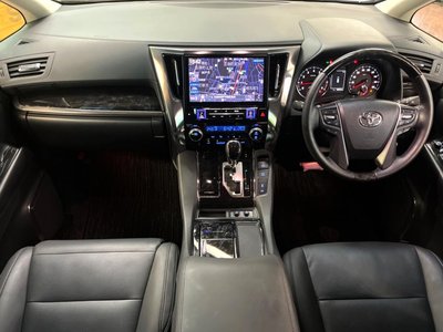 TOYOTA ALPHARD - 2
