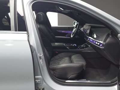 صورة 10 لـ 2023 BMW 7 SERIES