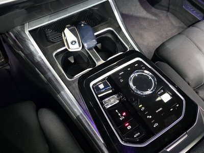صورة 9 لـ 2023 BMW 7 SERIES
