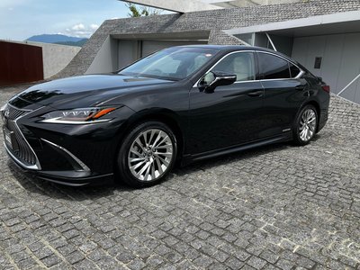 صورة مصغرة 2 لـ 2020 Lexus ES