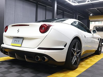 FERRARI CALIFORNIA - 9