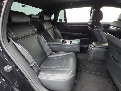 صورة مصغرة 31 لـ 2022 Genesis G90 (RS4)