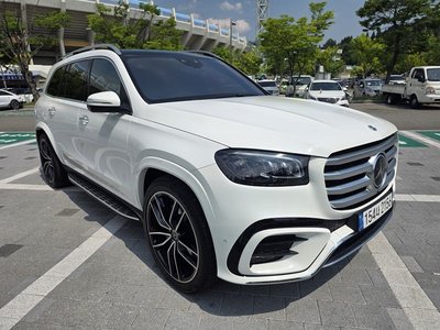 MERCEDES-BENZ GLS - 2