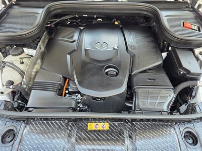 MERCEDES-BENZ GLS - 10