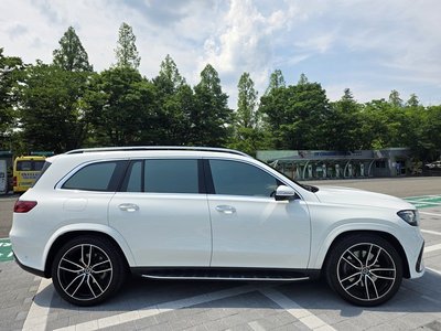 MERCEDES-BENZ GLS - 3