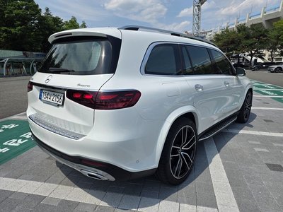 MERCEDES-BENZ GLS - 5