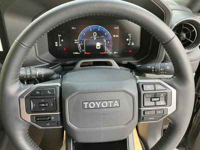 صورة مصغرة 13 لـ 2024 Toyota LAND CRUISER 250