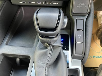 صورة مصغرة 24 لـ 2024 Toyota LAND CRUISER 250