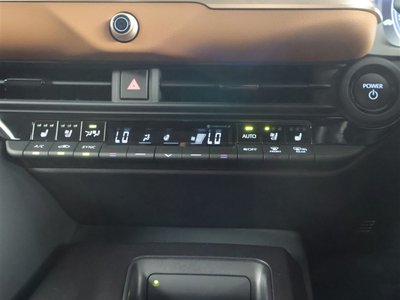 صورة 20 لـ 2023 Toyota CROWN CROSSOVER