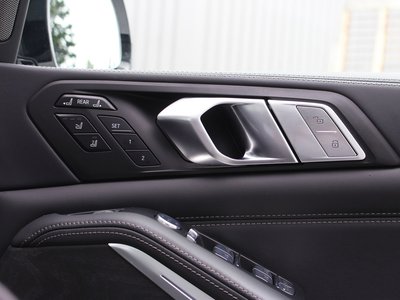 صورة مصغرة 45 لـ 2022 BMW X7