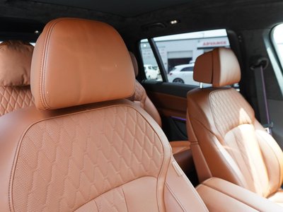 2023 BMW X7 — миниатюра 40
