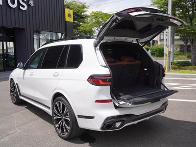 2023 BMW X7 — миниатюра 13