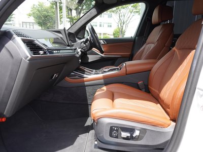 2023 BMW X7 — миниатюра 11