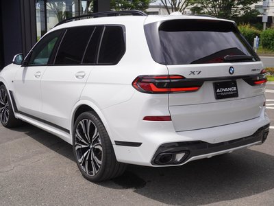 2023 BMW X7 — миниатюра 68
