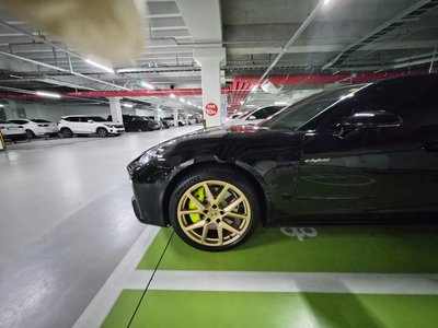 PORSCHE PANAMERA - 6