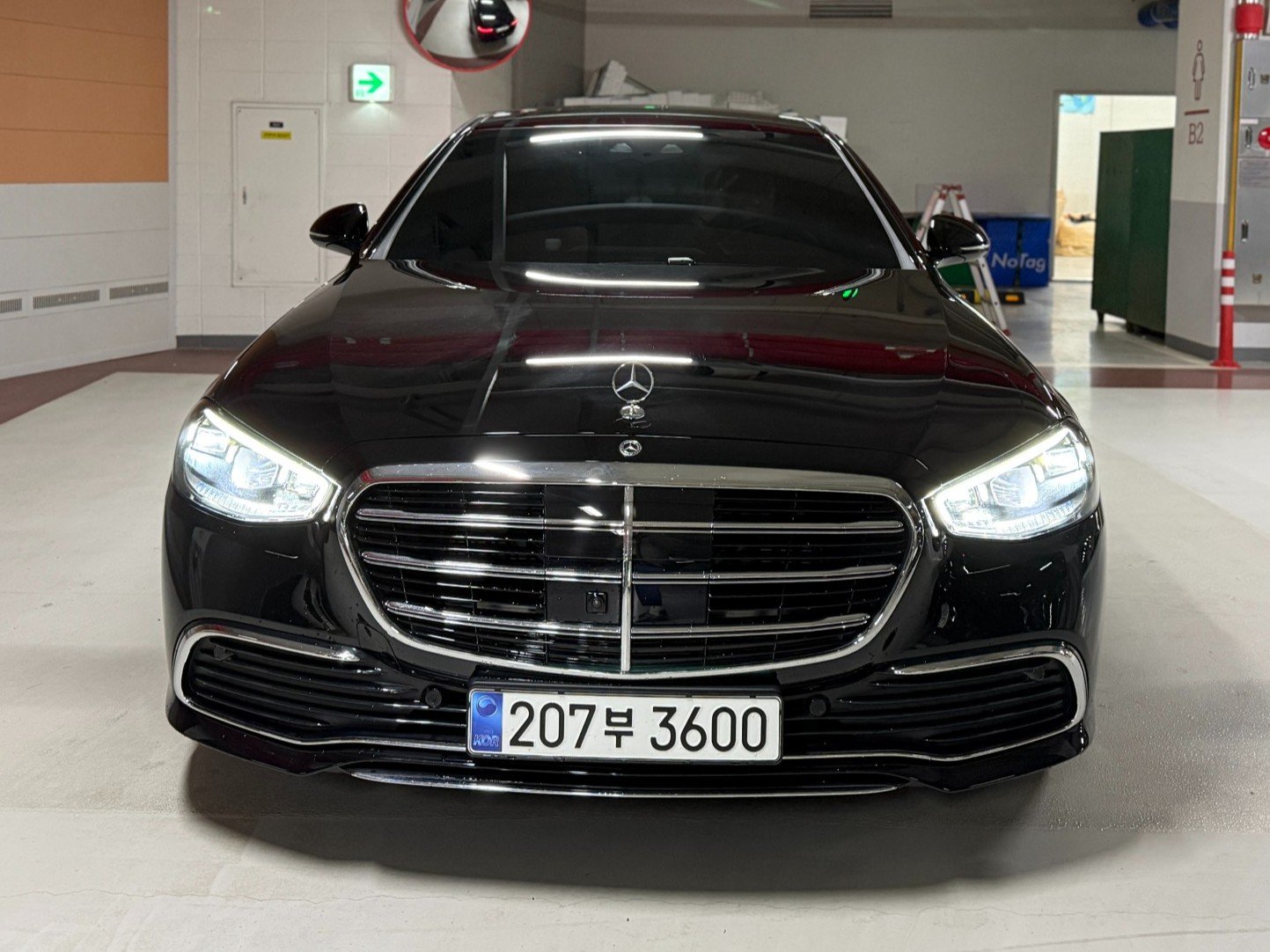 MERCEDES-BENZ S-CLASS - View 1
