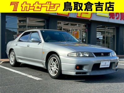 NISSAN SKYLINE GT-R SEDAN