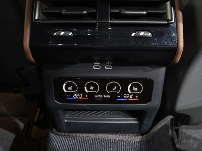 صورة مصغرة 24 لـ 2024 BMW 5 SERIES