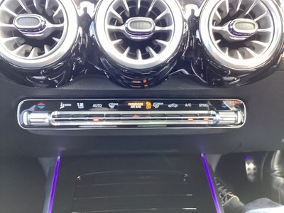 صورة مصغرة 20 لـ 2025 Mercedes-BENZ GLB AMG