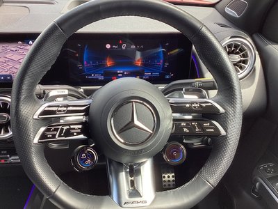 صورة مصغرة 17 لـ 2025 Mercedes-BENZ GLB AMG