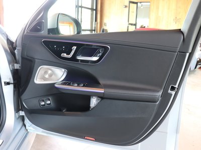 صورة مصغرة 42 لـ 2025 MERCEDES-BENZ C-CLASS