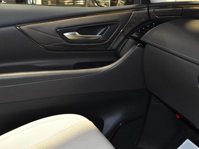صورة مصغرة 23 لـ 2024 Toyota ALPHARD