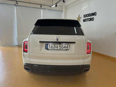 ROLLS-ROYCE CULLINAN - 4