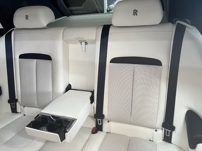 ROLLS-ROYCE CULLINAN - 10