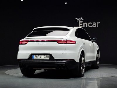 PORSCHE CAYENNE - 4