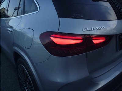 MERCEDES-BENZ GLA - 9