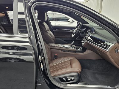 صورة مصغرة 17 لـ 2021 BMW 7 SERIES