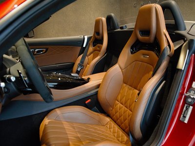 MERCEDES-BENZ AMG GT - 2