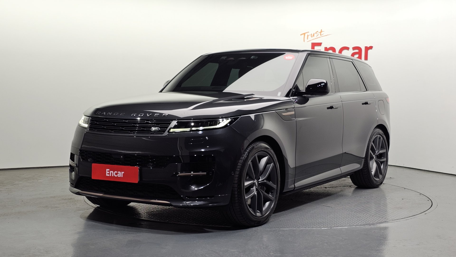 LAND ROVER RANGE ROVER SPORT - View 1