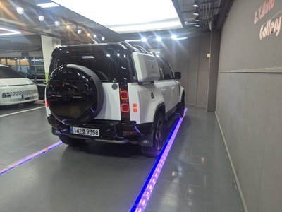صورة 4 لـ 2025 LAND Rover DEFENDER