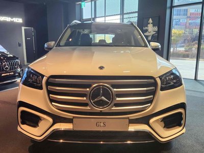 MERCEDES-BENZ GLS - 2