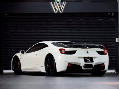 FERRARI 458 ITALIA - 10