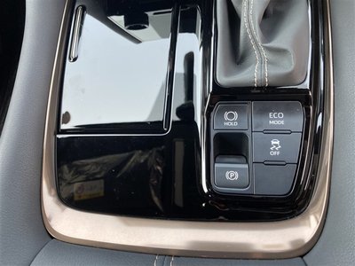 2023 Toyota ALPHARD — миниатюра 12