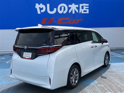 2023 Toyota ALPHARD — фото 3