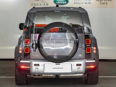 LAND ROVER DEFENDER - 9